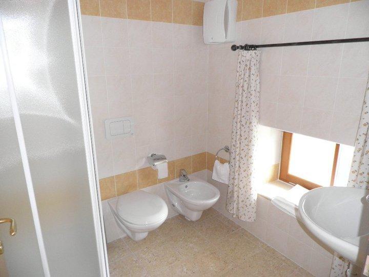 Pieve Tesino Taxus Hostel מראה חיצוני תמונה