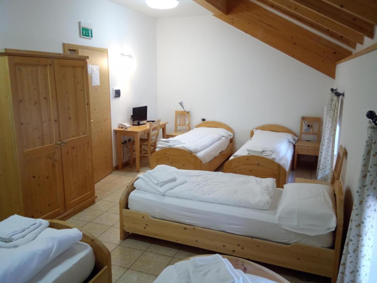 Pieve Tesino Taxus Hostel מראה חיצוני תמונה