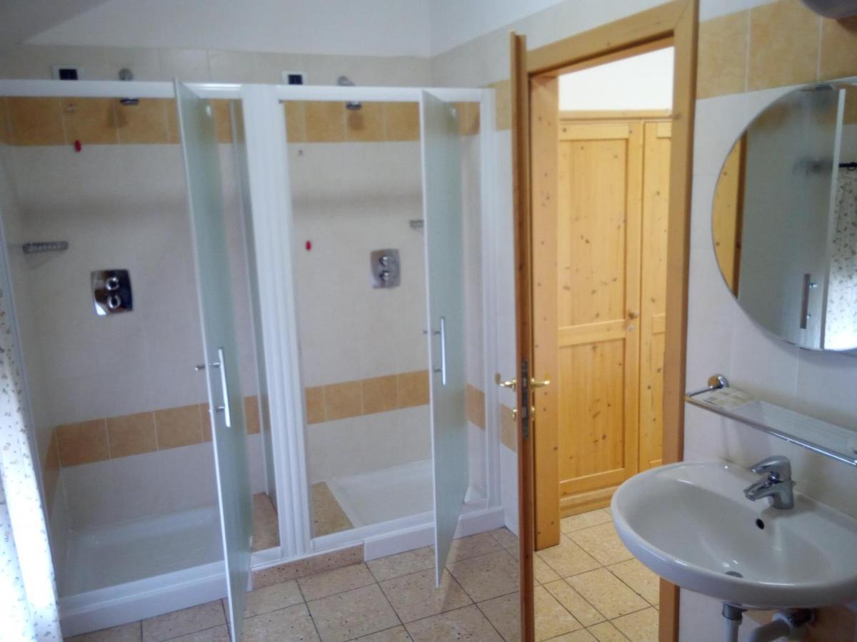 Pieve Tesino Taxus Hostel מראה חיצוני תמונה